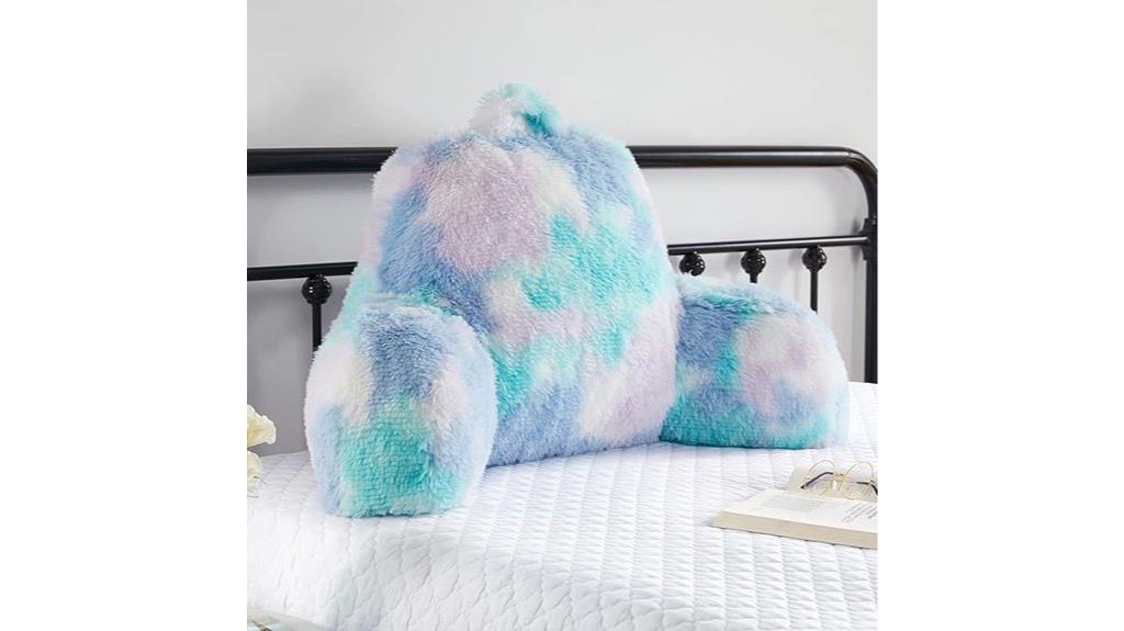 elegant fur reading pillow