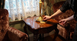 8 Best Victorian Home Decor in 2026